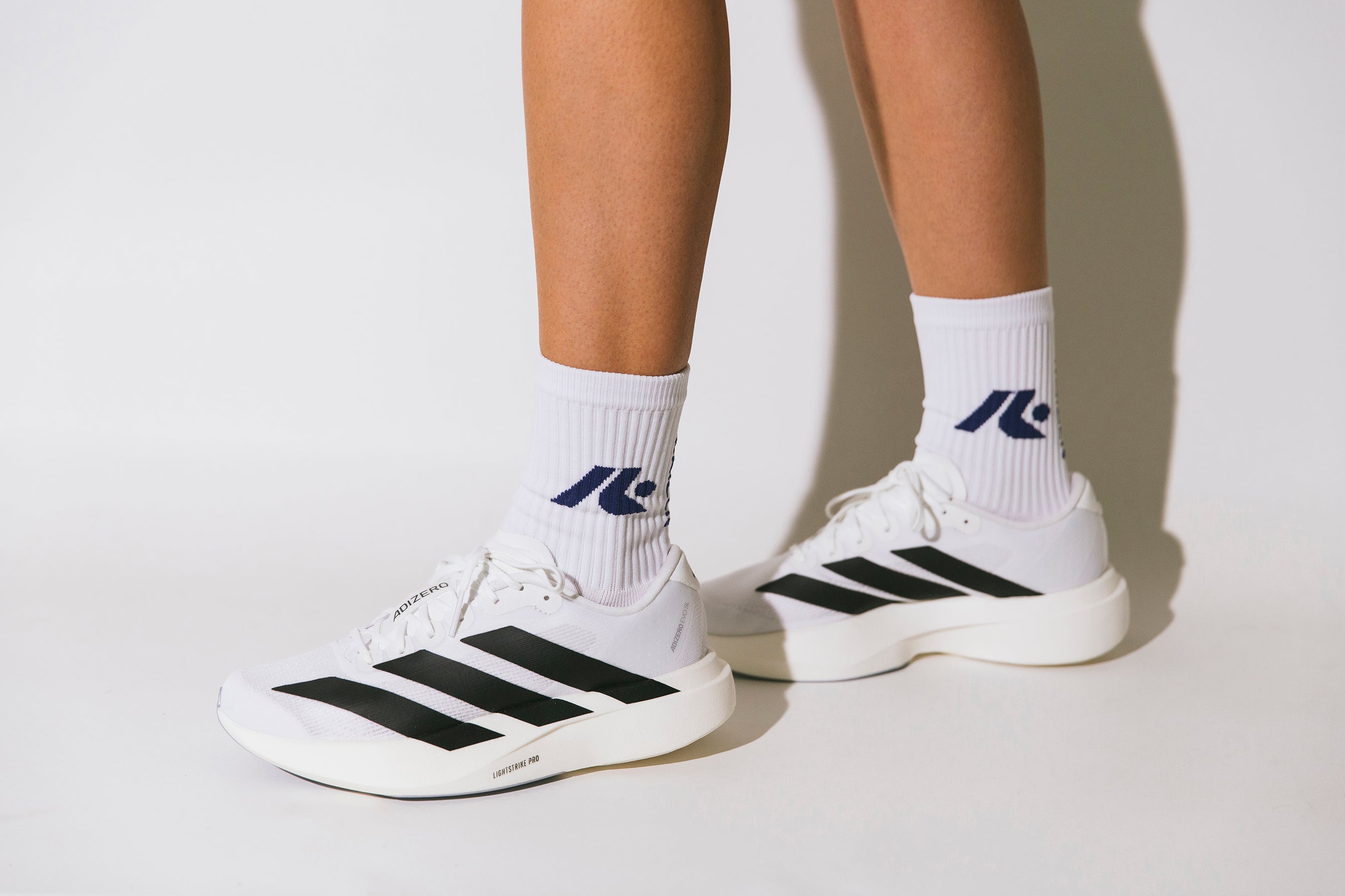 Kaizen Classic - White/Navy